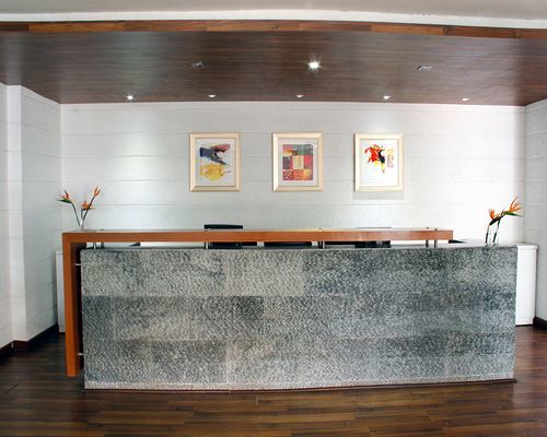 Hotel At Home Suites , Gachibowli, Hyderabad Exterior foto